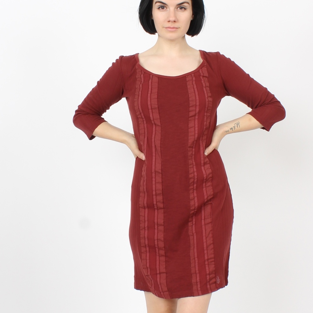 Par Avion Dress in Oxblood